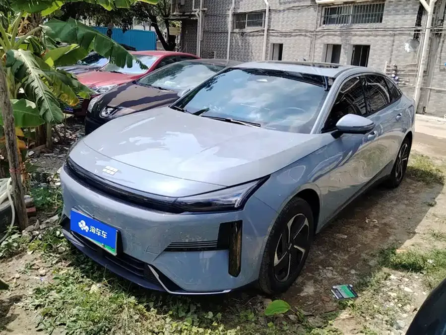 Geely Galaxy L6 Galaxy L6 2025 EM-i 140km Exploration+ Edition 2025 — фото 1, купить с доставкой в Москву