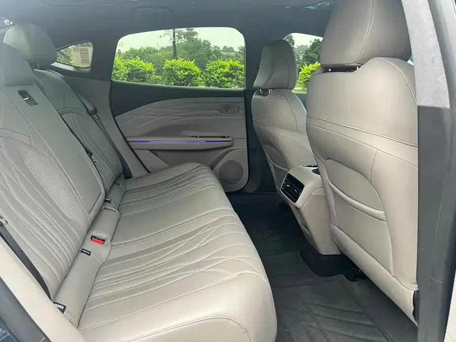 Geely Galaxy Star 8 Galaxy Star 8 2025 130km EM-P Starship Edition 2025 — миниатюра 4