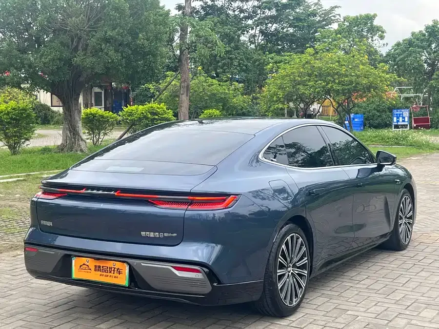 Geely Galaxy Star 8 Galaxy Star 8 2025 130km EM-P Starship Edition 2025 — миниатюра 5