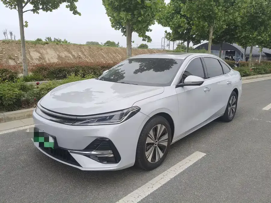 Geely Galaxy A7 2025