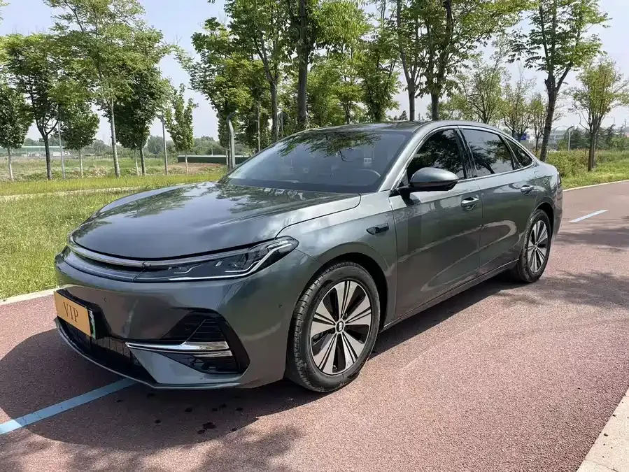 Geely Galaxy A7 Galaxy A7 2025 EM-i 150km Long Range Edition 2025 — фото 1, купить с доставкой в Москву