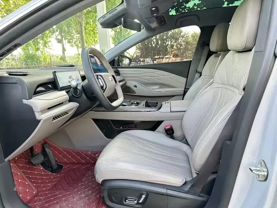 Geely Galaxy Star 8 Galaxy Star 8 2025 60km EM-i Luxury Edition 2025 — миниатюра 4