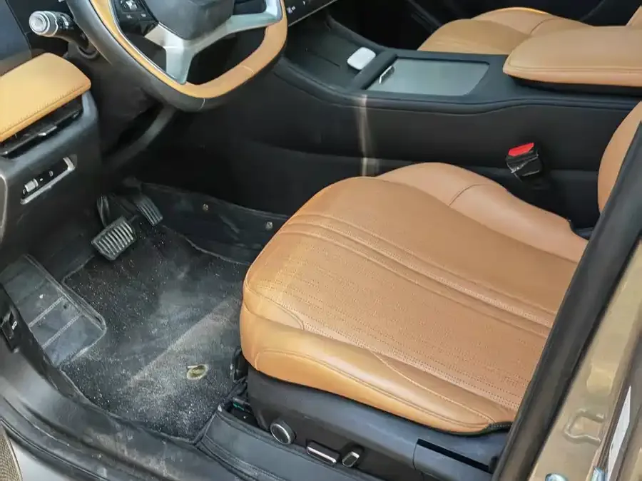 Geely Galaxy L7 Galaxy L7 2024 1.5T 115km MAX Longteng Edition 2024 — миниатюра 4