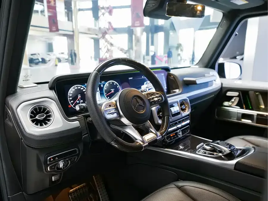 Mercedes-Benz G-rated Mercedes-Benz G-Class 2023 G 500 2023 — миниатюра 3