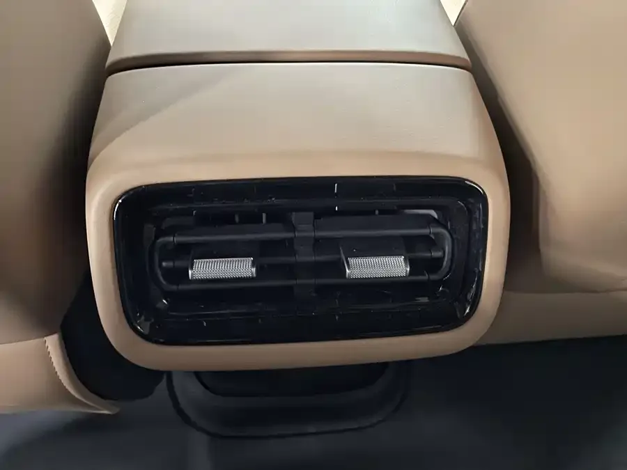 Geely Galaxy A7 Galaxy A7 2025 EM-i 150km Starship Edition 2025 — миниатюра 3