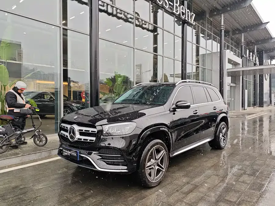 Mercedes-Benz GLS 2024