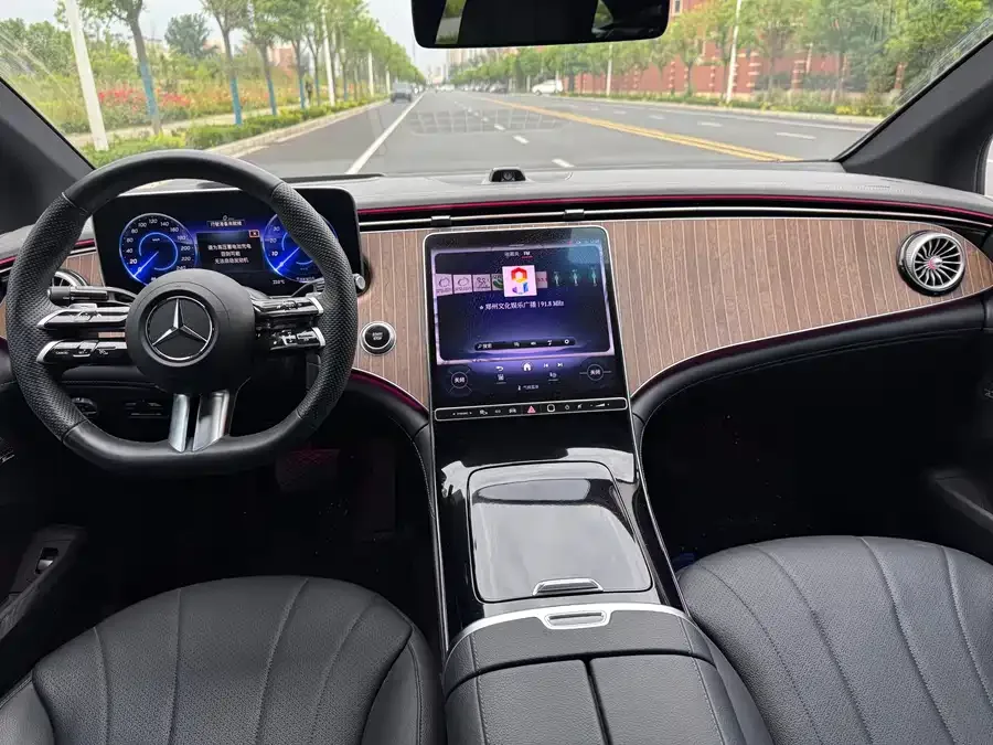 Mercedes-Benz EQE Mercedes-Benz EQE 2022 350 Luxury Edition 2024 — миниатюра 2