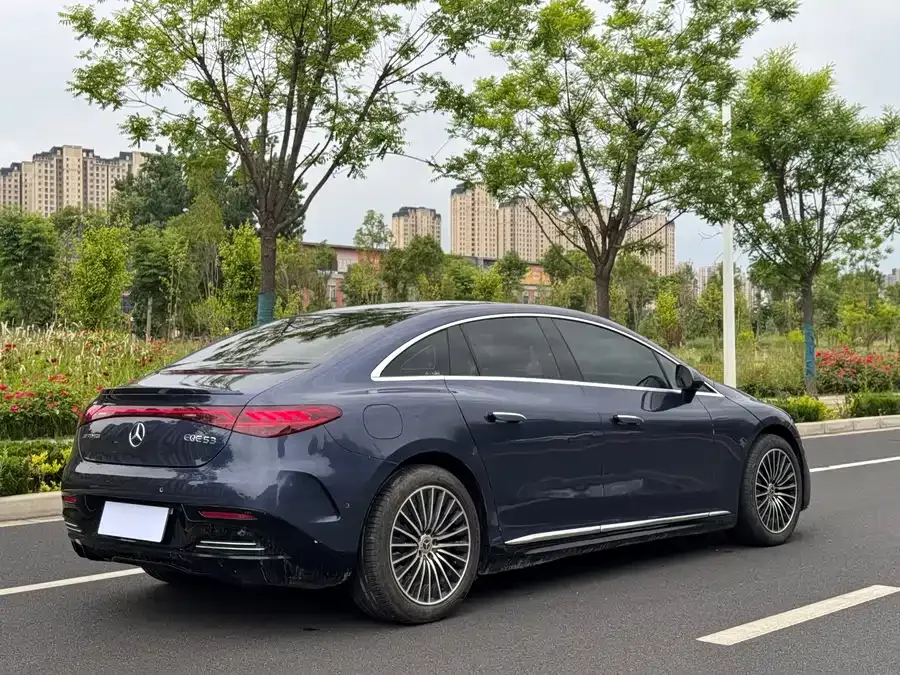 Mercedes-Benz EQE Mercedes-Benz EQE 2022 350 Luxury Edition 2024 — миниатюра 3