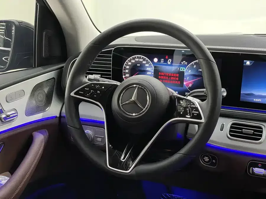 Mercedes-Benz GLS Mercedes-Benz GLS 2025 GLS 450 4MATIC Dynamic Edition 2025 — миниатюра 3