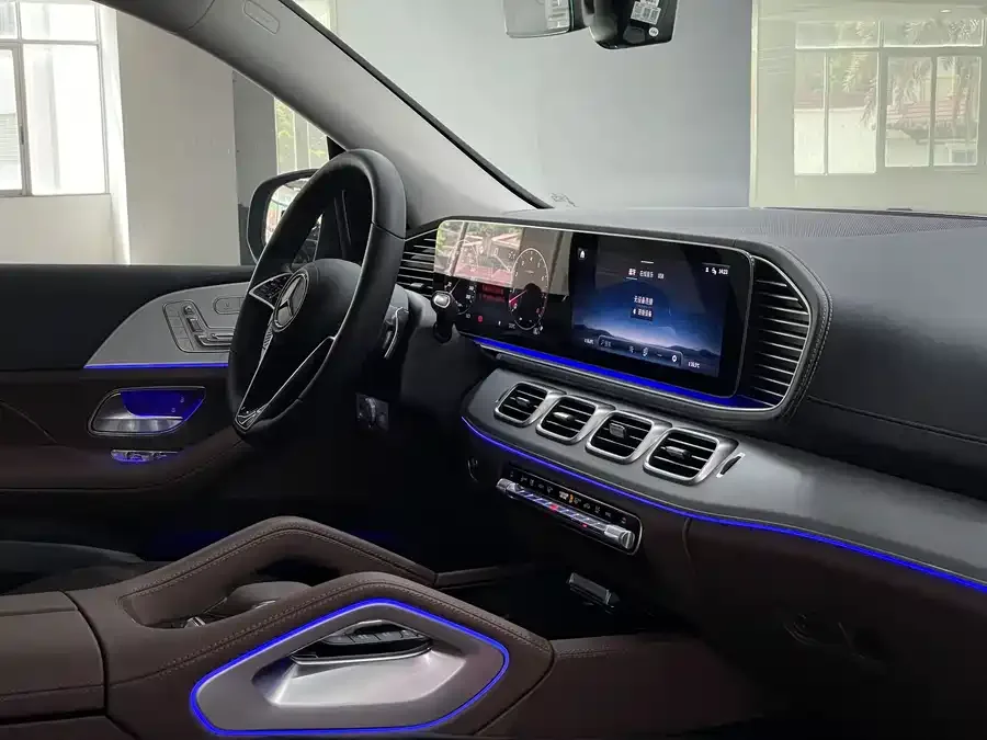 Mercedes-Benz GLS Mercedes-Benz GLS 2025 GLS 450 4MATIC Dynamic Edition 2025 — миниатюра 4