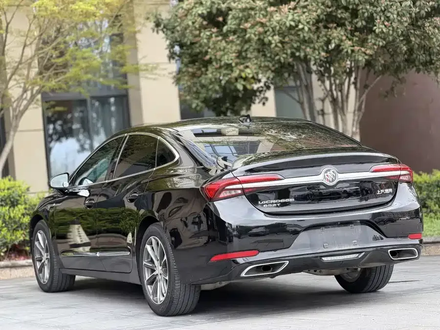 Buick LaCrosse LaCrosse 2022 652T Luxury 2022 — миниатюра 3