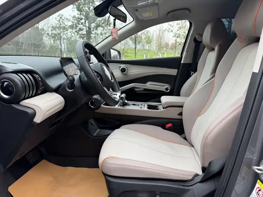 BYD Yuan PLUS Yuan PLUS 2024 Honor Edition 510KM Leading Edition 2024 — миниатюра 2