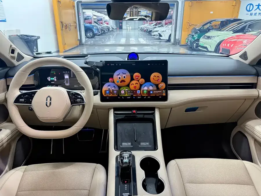 AITO M5 M5 2024 Extended Range Max RS 4WD Advanced Intelligent Driving Edition 2024 — миниатюра 3