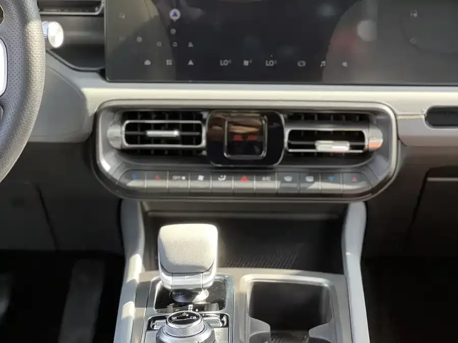 BAIC BJ40 Beijing Off-Road BJ40 Extended Range 2025 Standard Edition 2025 — миниатюра 3