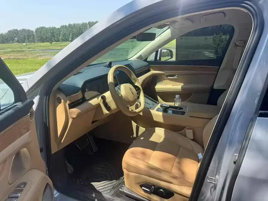AITO M5 M5 2024 pure electric Max rear-wheel drive high-end intelligent driving version 2024 — миниатюра 4