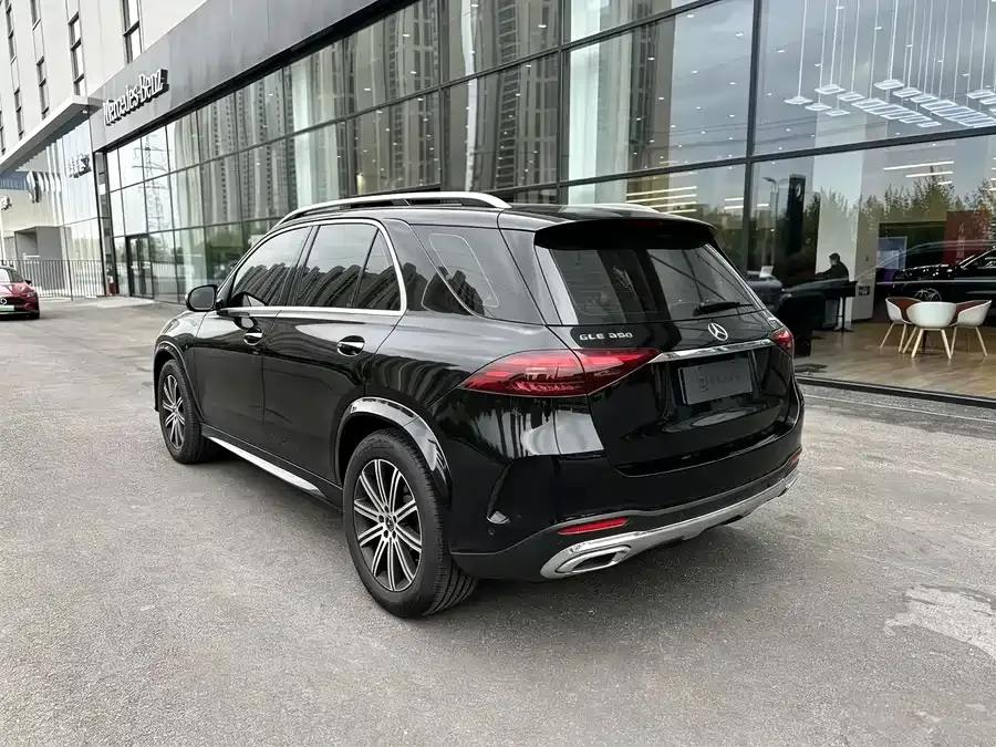 Mercedes-Benz GLE Mercedes-Benz GLE 2025 GLE 350 4MATIC Fashion Edition 2026 — миниатюра 2