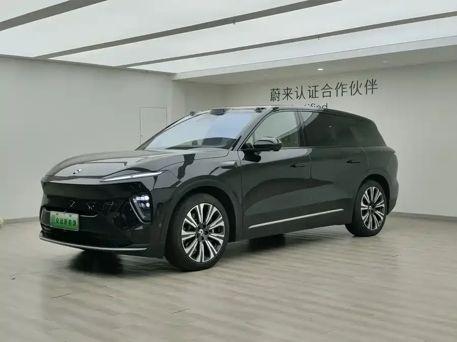 NIO ES8 2023