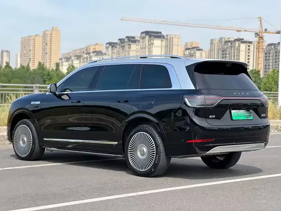 AITO M9 Wenjie M9 2025 Extended Range Ultra Edition 52kWh 6-Seat Version (192-line LiDAR) 2025 — миниатюра 3