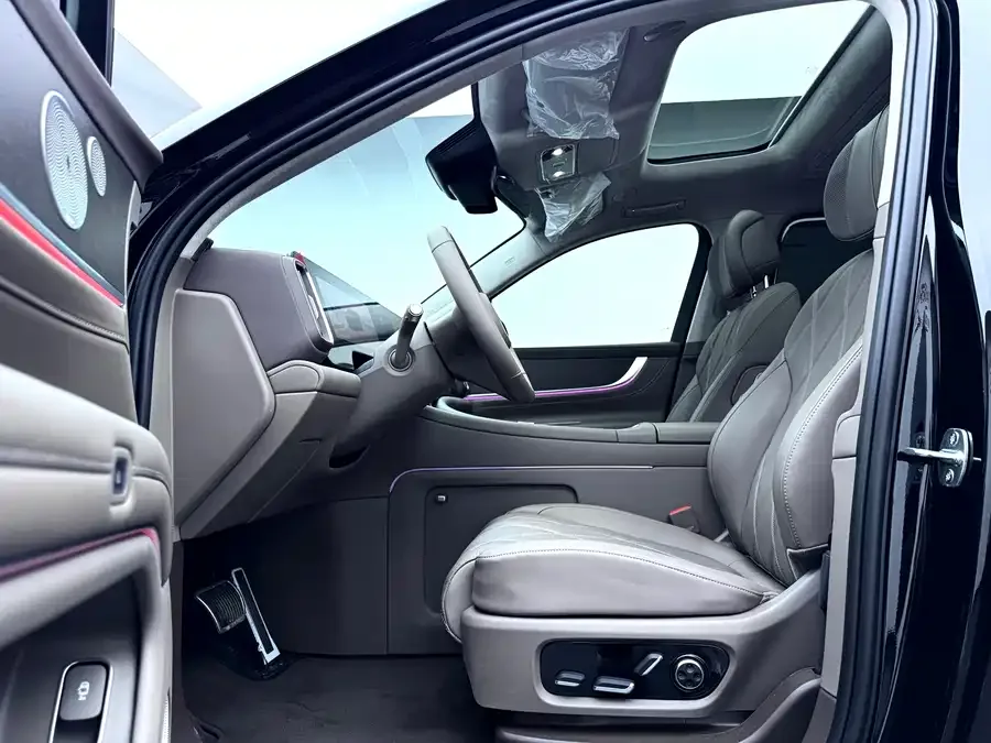 AITO M9 Wenjie M9 2025 Pure Electric Ultra Edition 100kWh 6-Seat Version (192-line LiDAR) 2026 — миниатюра 4