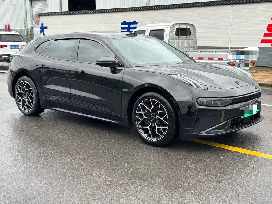 Zeekr 001 Zeekr 001 2024 WE version 100kWh rear-wheel drive 2024 — миниатюра 3