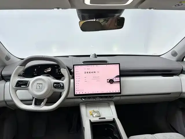 Zeekr 7X Zeekr 7X 2025 75kWh RWD Smart Driving Edition 2024 — миниатюра 2