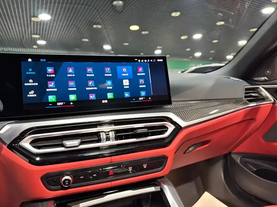 BMW M4 2023 M4 Convertible Coupe M xDrive 2024 — миниатюра 3
