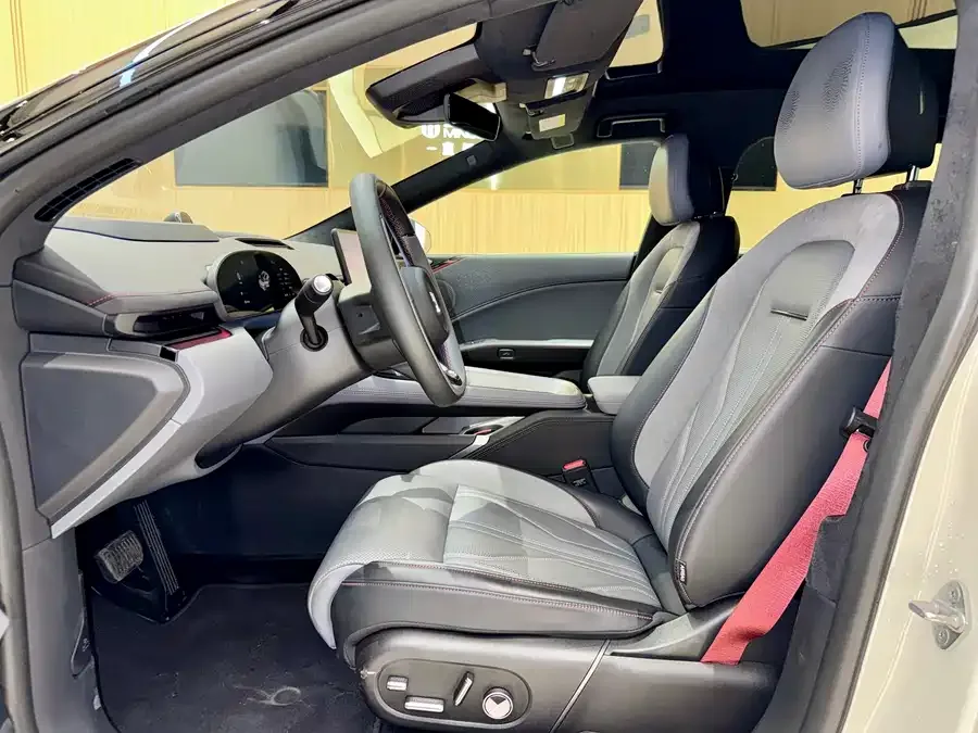 Zeekr 007GT Zeekr 007GT 2025 Long-Range Rear-Wheel Drive Smart Driving Edition 100kWh 2025 — миниатюра 3