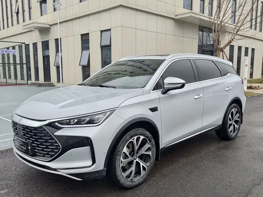 BYD Tang New Energy 2025