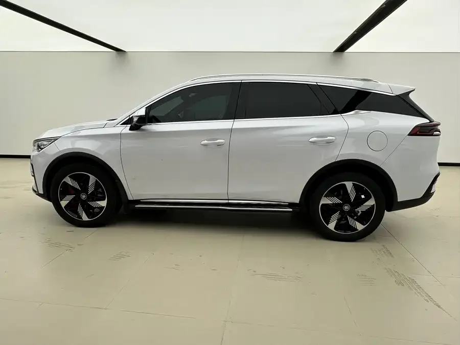 BYD Tang New Energy Tang New Energy 2022 DM-i 252KM Premium Edition 2023 — миниатюра 5