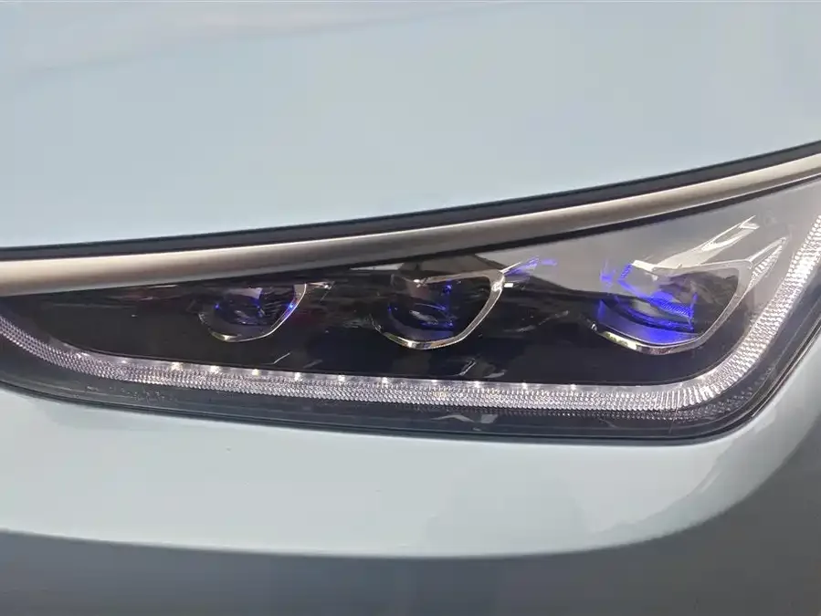 BYD Tang New Energy Tang New Energy 2023 DM-i Champion Edition 112KM Honor Edition 2023 — миниатюра 5