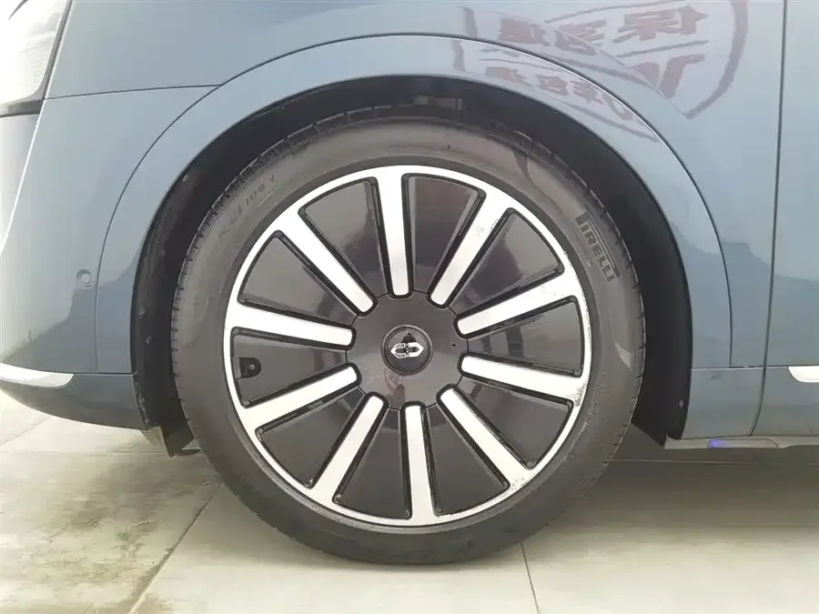 AITO M9 Wenjie M9 2024 Extended Range Max Edition 42kWh 6-seater Edition 2024 — миниатюра 5
