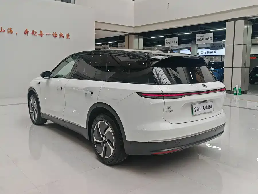 NIO ES8 NIO ES8 2023 75kWh 2023 — миниатюра 2