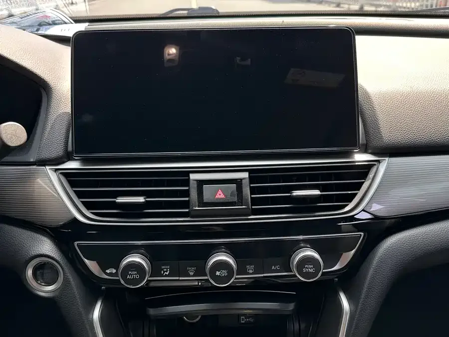 Honda Inspire Inship 2022 260TURBO Exquisite Edition 2022 — миниатюра 5