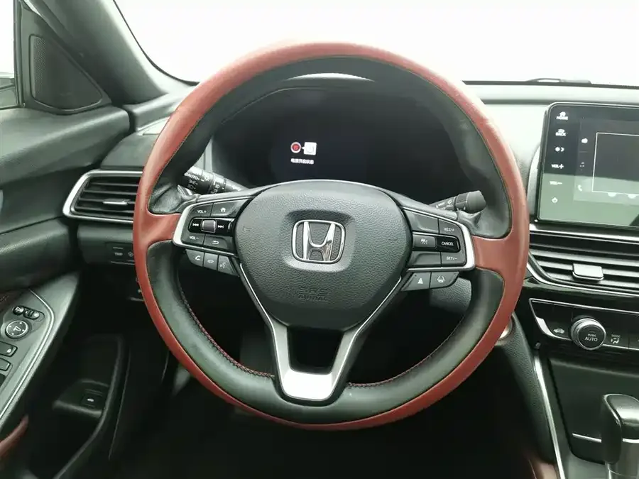 Honda Inspire 2022 Insignia 260TURBO Fine Edition 2023 — миниатюра 5
