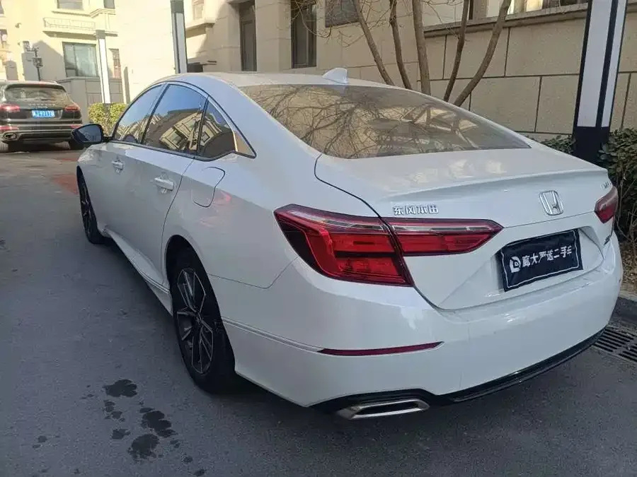 Honda Inspire Inship 2022 260TURBO Exquisite Edition 2023 — миниатюра 4