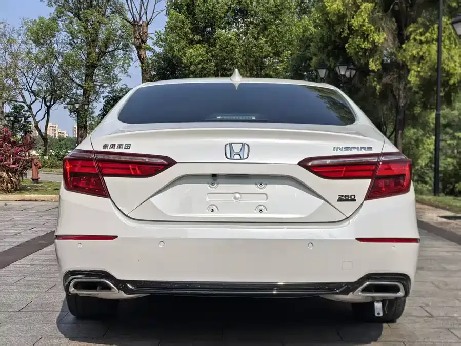 Honda Inspire 2022 Insignia 260TURBO Fine Edition 2022 — миниатюра 4