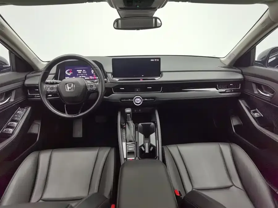 Honda Inspire Inship 2023 260TURBO Exquisite Edition 2024 — миниатюра 2