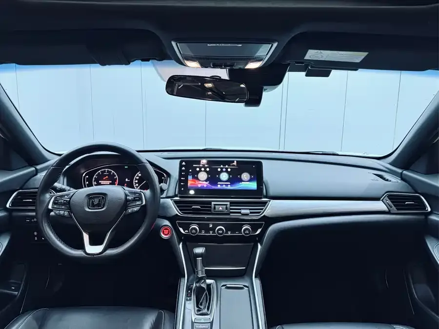 Honda Inspire Inship 2022 260TURBO Exquisite Edition 2023 — миниатюра 4