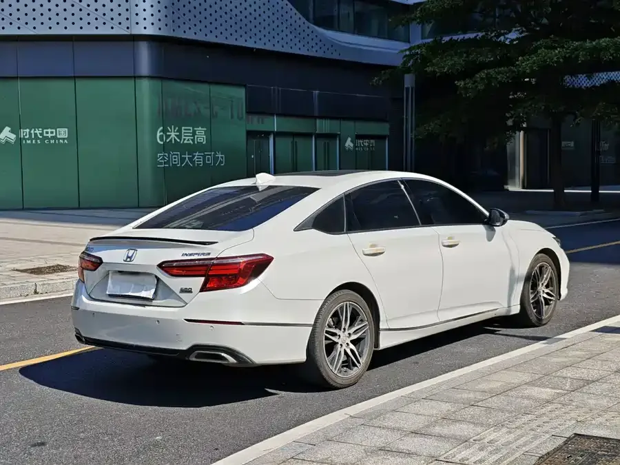 Honda Inspire 2022 Insignia 260TURBO Fine Edition 2023 — миниатюра 4