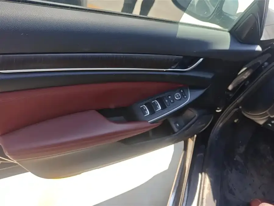 Honda Inspire 2022 Insignia 260TURBO Fine Edition 2022 — миниатюра 4
