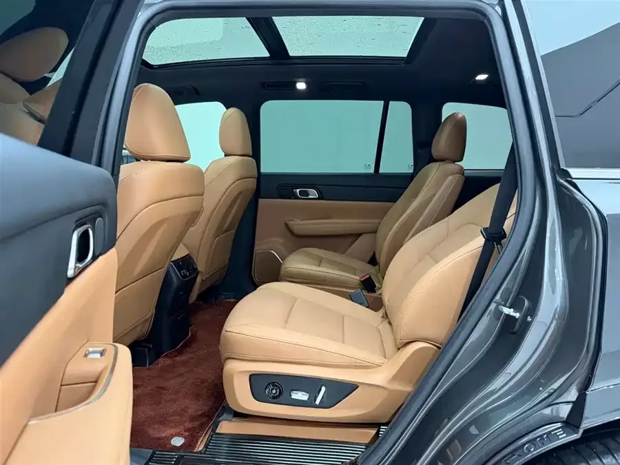 Li Xiang One Ideal ONE 2021 extended range 6-seater version 2022 — миниатюра 5
