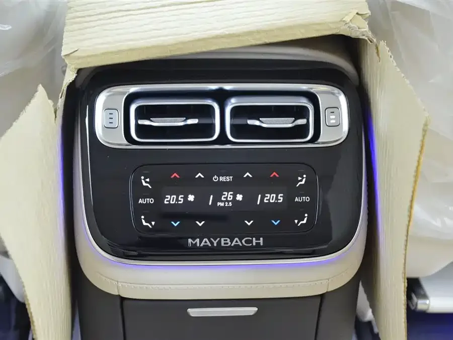 Mercedes-Benz Maybach S-Class 2026 Maybach S-Class S 480 4MATIC 2026 — миниатюра 4