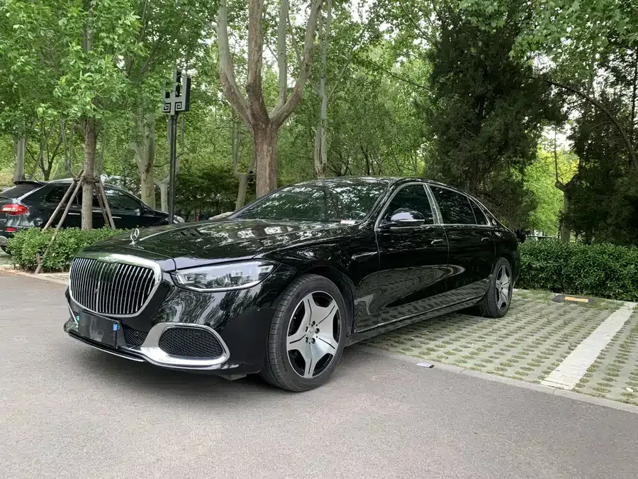 Mercedes-Benz Maybach S-Class 2024