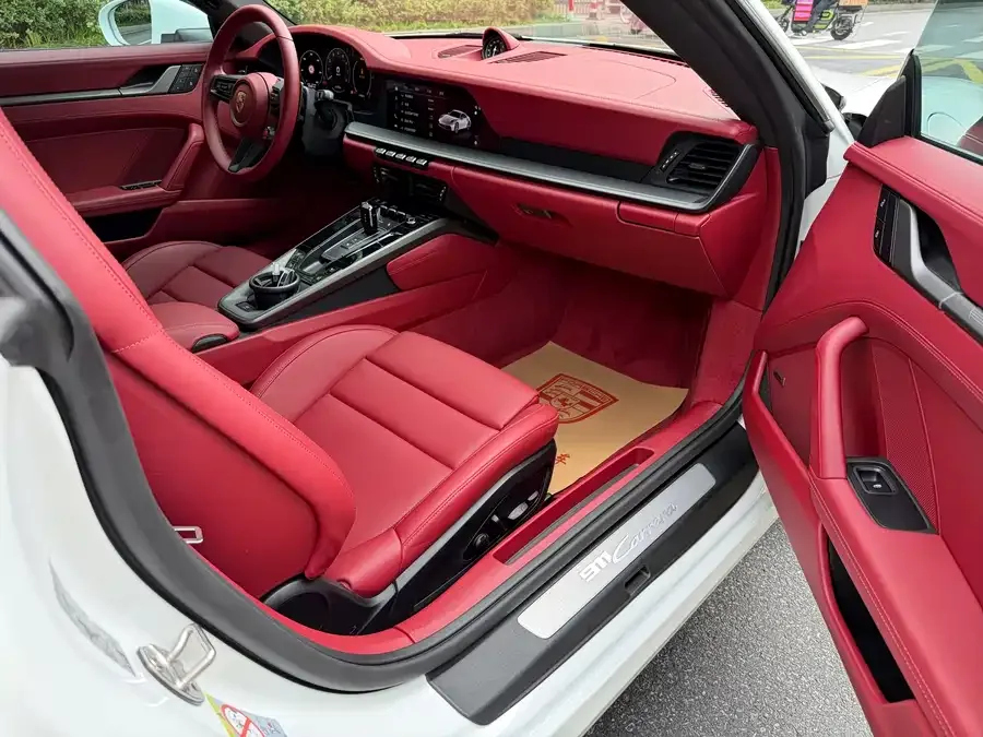 Porsche 911 2025 Carrera 3.0T 2025 — миниатюра 3