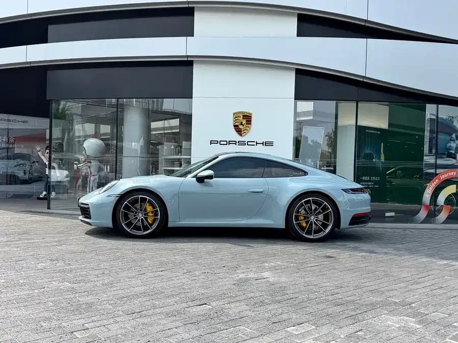 Porsche 911 2023 Carrera 3.0T 2024 — миниатюра 2
