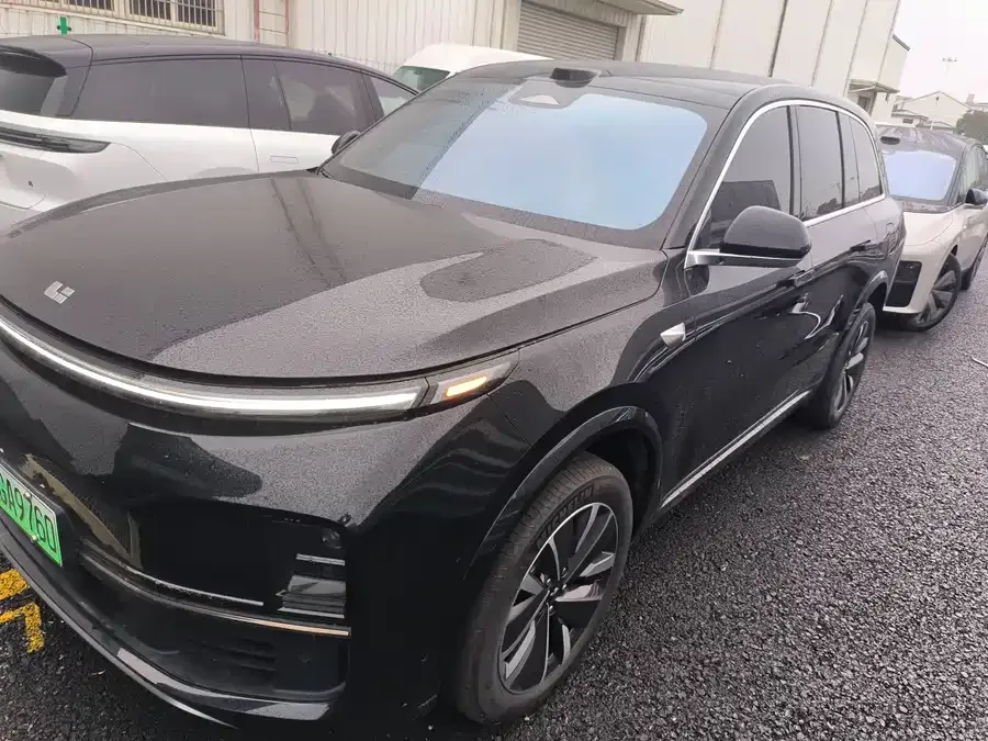 Li Xiang L8 2025