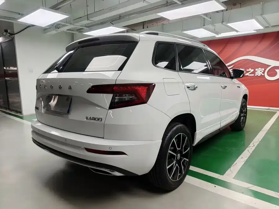Skoda Karoq Korok 2023 TSI280 Exclusive Edition 2023 — миниатюра 2
