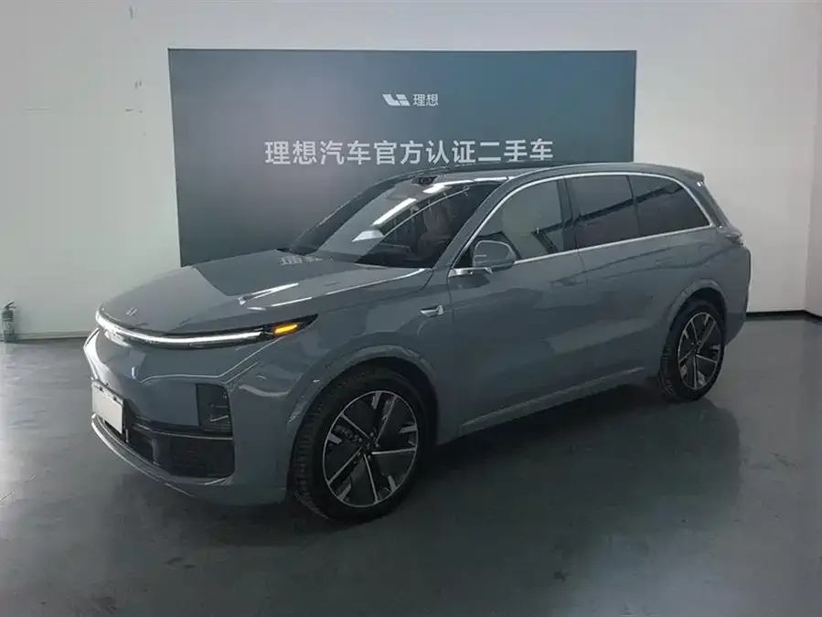 Li Xiang L8 2025