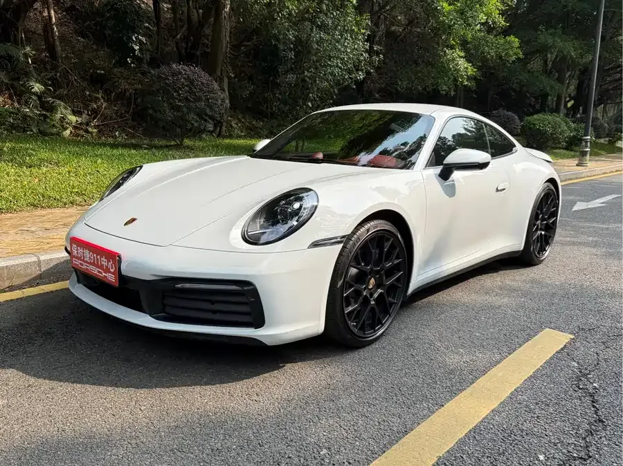 Porsche 911 2023