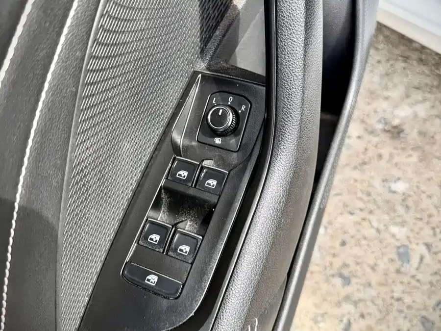 Skoda Octavia Octavia 2022 PRO TSI280 Premium Edition 2022 — миниатюра 5